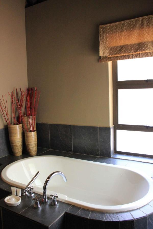 Bass Lake Country Lodge Pretoria-Noord Eksteriør bilde